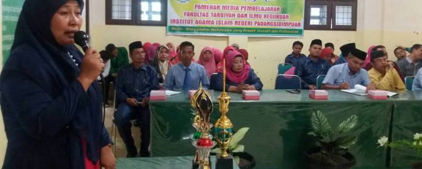 FTIK Persiapkan Guru Profesional