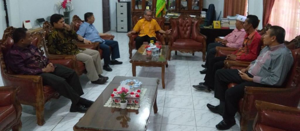 Pejabat Pusdiklat Tenaga Administrasi Kementerian Agama RI Evaluasi Proyek Perubahan Alumni Diklat PIM III