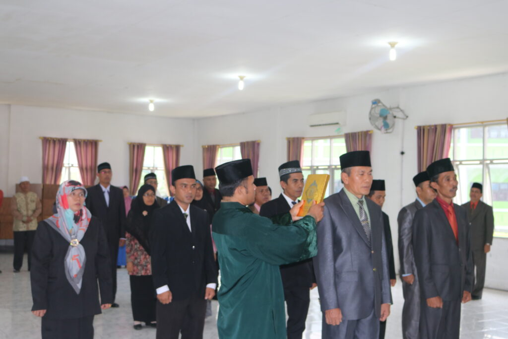 Rektor IAIN Padangsidimpuan: “Jadilah sebagai Inspirasi dan Teladan bagi Civitas Akademika lainnya”