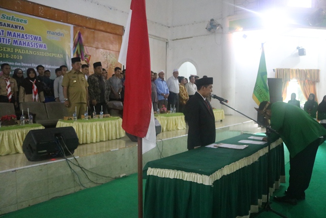 Wakil Walikota Padangsidimpuan Hadiri Pelantikan Dewan Eksekutif Mahasiswa Dan Senat Mahasiswa IAIN Padangsidimpuan