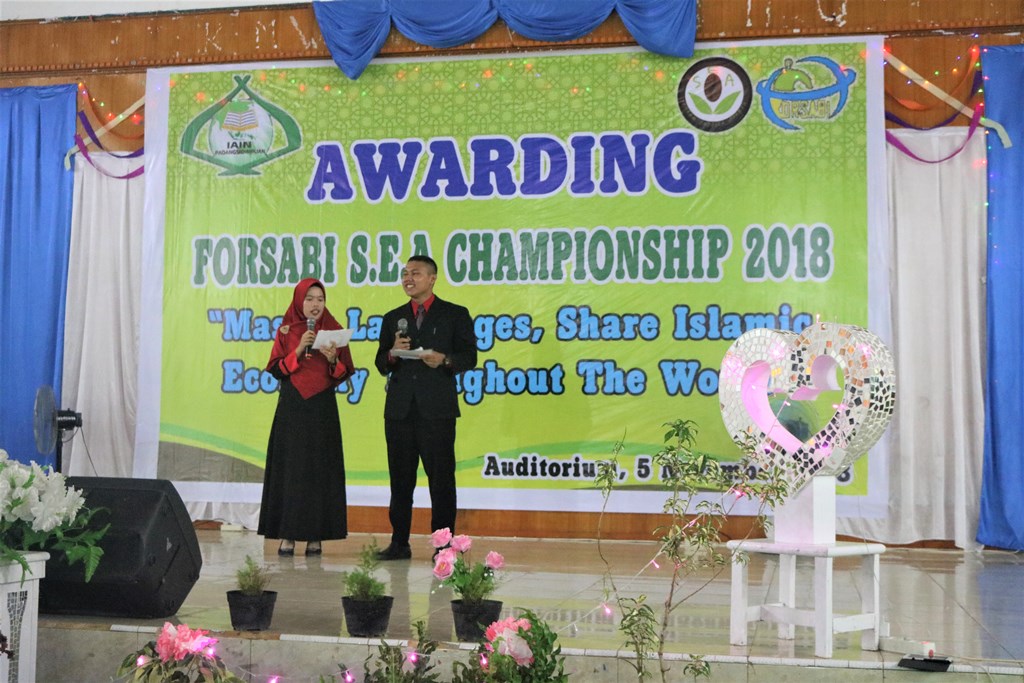 Gelar SEA Championship 2018, Mahasiswa FEBI Unjuk Kemampuan Bahasa Arab dan Inggris