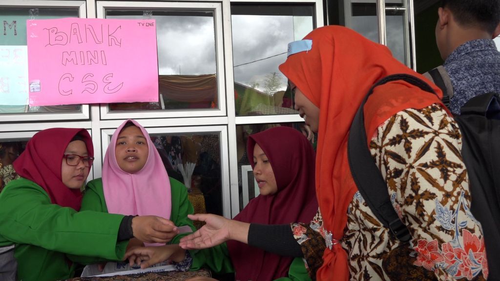 CSE FEBI Gelar Bazar Terapkan Konsep Efisiensi Ekonomi