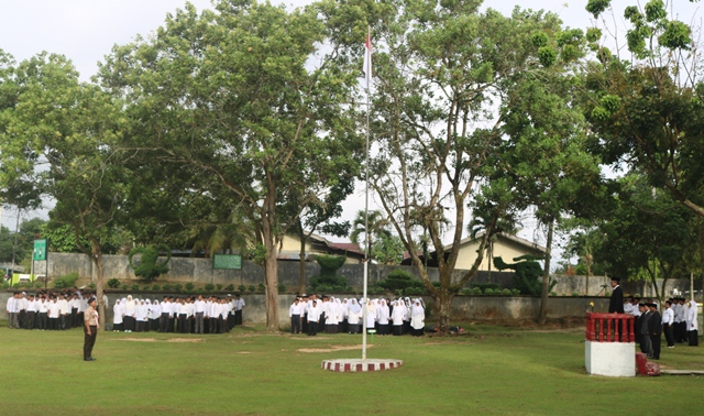 Peringati Hari Amal Bakti Ke-73, IAIN Padangsidimpuan Gelar Upacara dan Nonton Bareng Kaleidoskop
