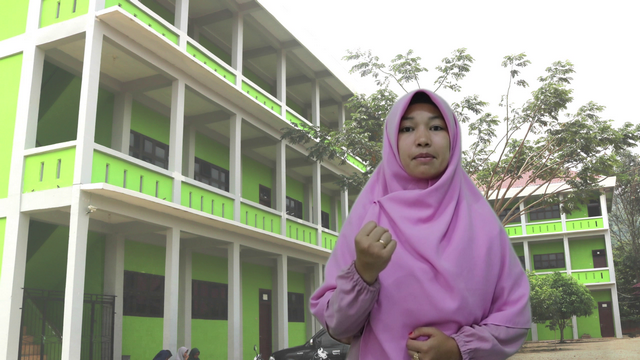 Alumni Pascasarjana yang Disiplin dan Berdedikasi