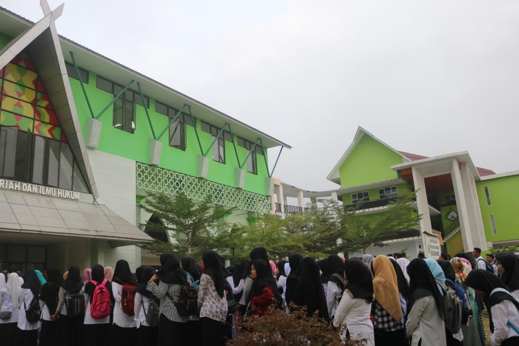 1019 Calon Mahasiswa Baru Ikuti UM-PTKIN di kampus IAIN Padangsidimpuan