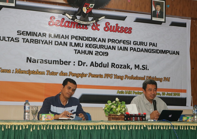 Seminar Ilmiah PPG, Ciptakan Tutor Dan Pengajar PPG Profesional