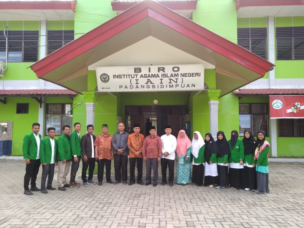 IAIN Padangsidimpuan Berangkatkan 10 Mahasiswa Ikuti KKN-PPM Se-Sumatera, Malaysia dan Brunei Darussalam