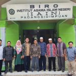 Humas IAIN Padangsidimpuan Menerima Kunjungan Tim Humas STAIN MADINA
