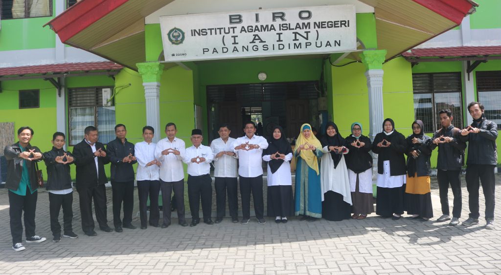 Kontingen OASE IAIN Padangsidimpuan di berangkatkan, Rektor Optimis Meraih Medali