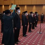 Menteri Agama Melantik Dr. H. Muhammad Darwis Dasopang, M. Ag Sebagai Rektor IAIN Padangsidimpuan