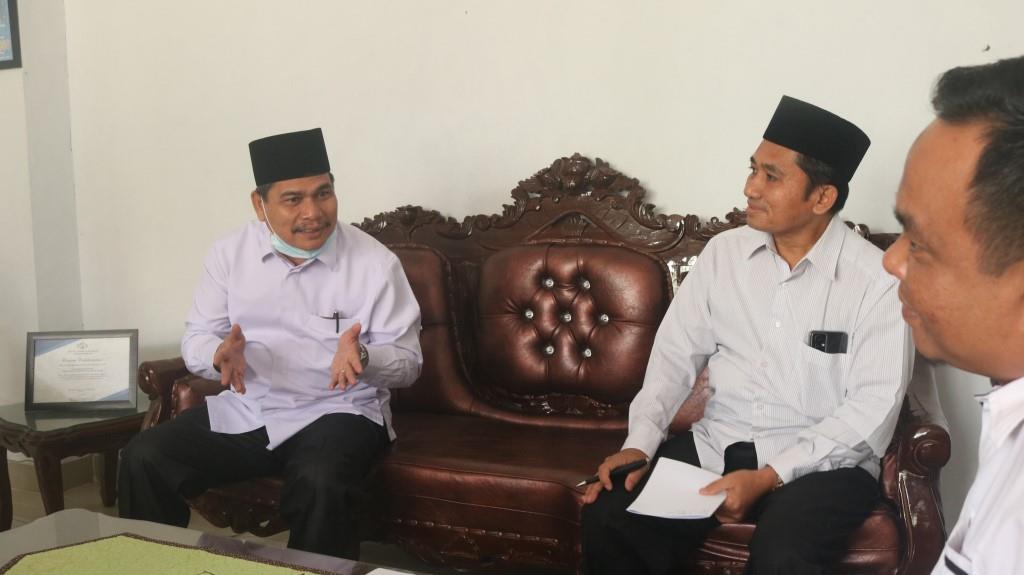 Rektor Kunjungi Fakultas Pastikan Layanan Akademik Lancar Selama Ramadhan 1443 H
