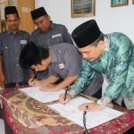 Jalin Kerjasama, Rektor UIN Syahada Padangsidimpuan Tanda Tangan MoU Dengan Bawaslu Tapanuli Selatan