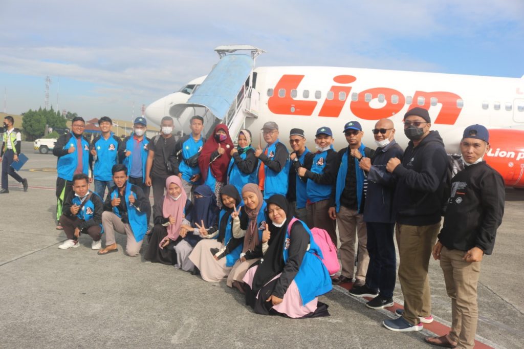 Tetap Semangat; Kontingen UIN Syahada Padangsidimpuan untuk Pesona I Tiba di Kota Bandung