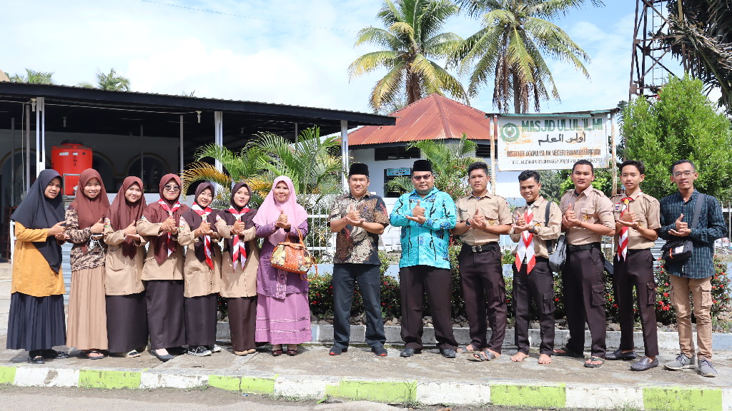 Pramuka UIN Syahada Padangsidimpuan Gelar Program Bakti Sosial