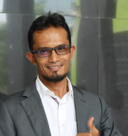 Fenomena Da’i Antara Kebutuhan Ekonomi dan ‘Izzah Dakwah