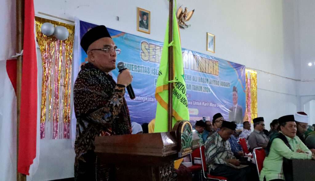Gelar Seminar Ilmiah Tingkatkan Soft Skill Mahasiswa untuk Karir Masa Depan