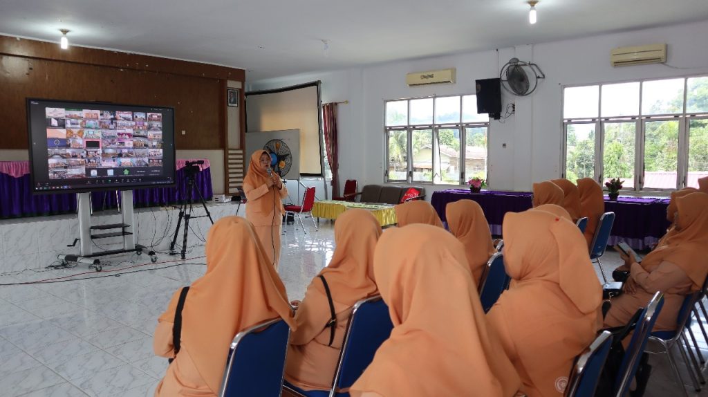 DWP Kemenag gelar Pengukuhan Pengurus Baru Secara Daring dan Luring, DWP UIN Syahada Padangsidimpuan Ikut Serta dalam Momen Bersejarah