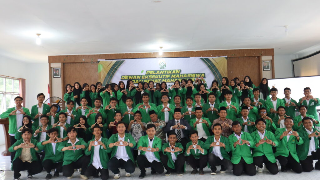 Pelantikan DEMA dan SEMA UIN Syahada 2025, Rektor: Mahasiswa Harus Jadi Teladan dan Penggerak Perubahan