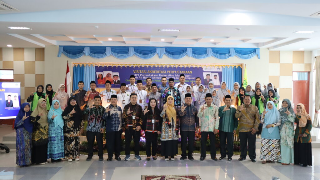 “Perpustakaan UIN Syahada Padangsidimpuan Siap Raih Akreditasi Unggul, Tim Asesor Perpusnas Lakukan Visitasi”