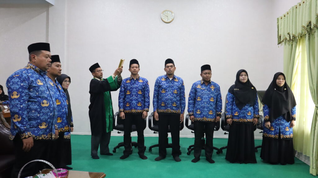 UIN Syahada Lantik PPPK Optimalisasi Tahap II dan Serahkan SK PPPK Paruh Waktu Secara Serentak