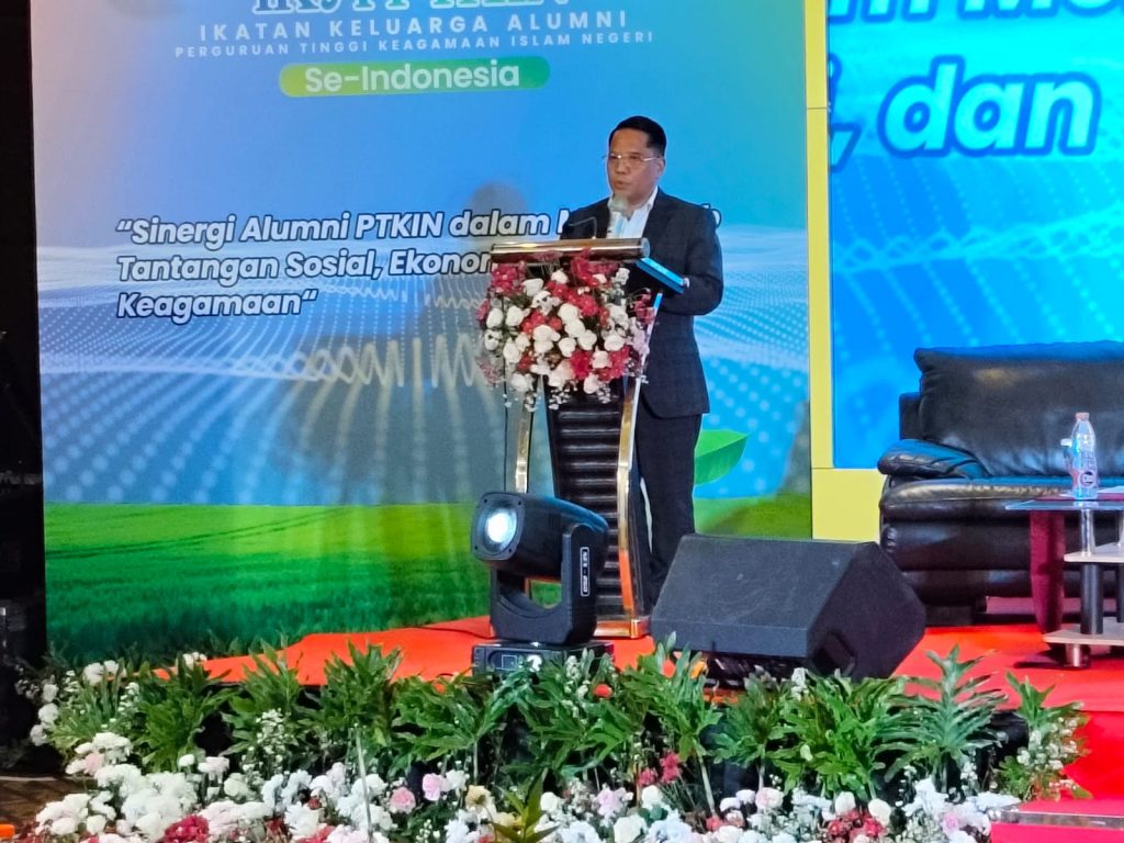 Sekjen Kemenag RI Tekankan Kontribusi Alumni Terhadap Almamaternya