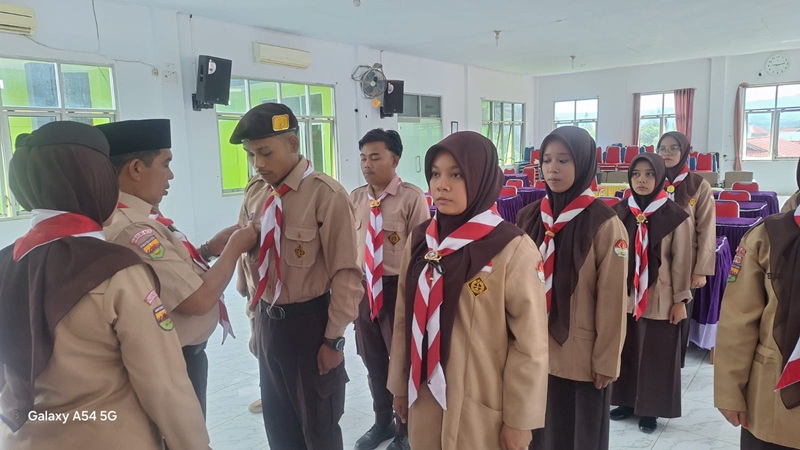 Rektor UIN Syahada Kukuhkan Pengurus UKK Pramuka, Perkuat Karakter dan Kepemimpinan Mahasiswa