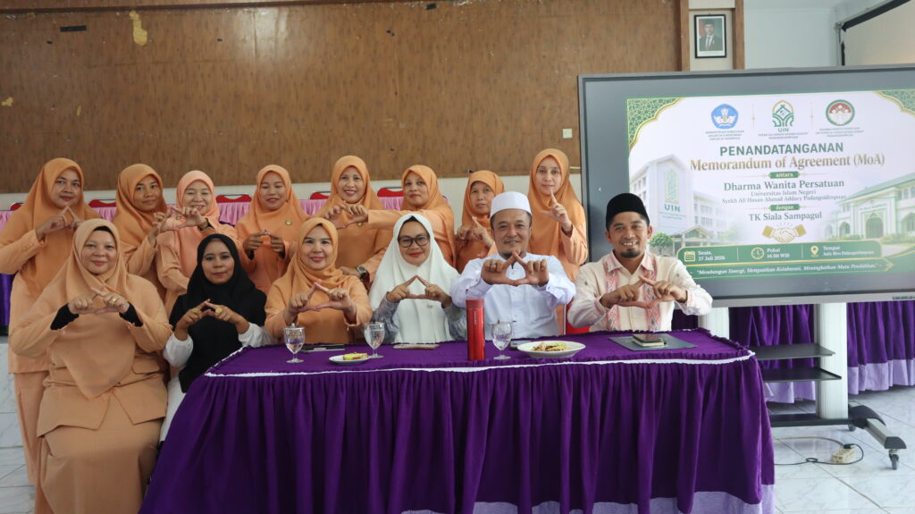 DWP UIN Syahada Padangsidimpuan Gandeng TK Siala Sampagul dan MAS Babussalam Basilam Baru dalam Program DWP Mengajar