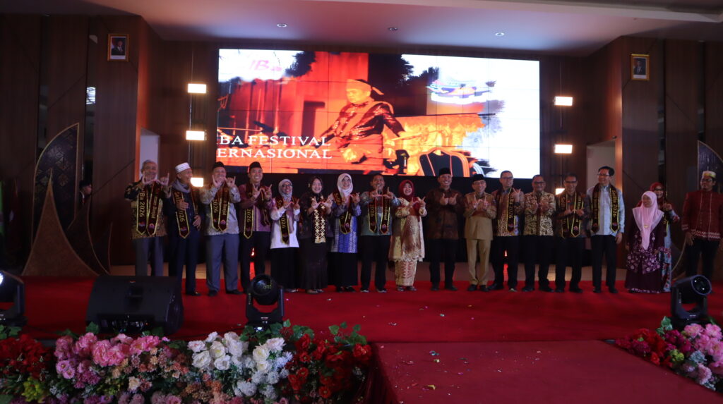 Mengukuhkan Eksistensi Global: UIN Syahada Melangkah Pasti di SEIBA International Festival