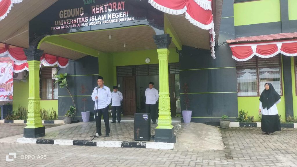 Apel Pagi, H. Ratonggi Hasibuan Tekankan Implementasi Nilai BerAKHLAK bagi ASN UIN Syahada Padangsidimpuan