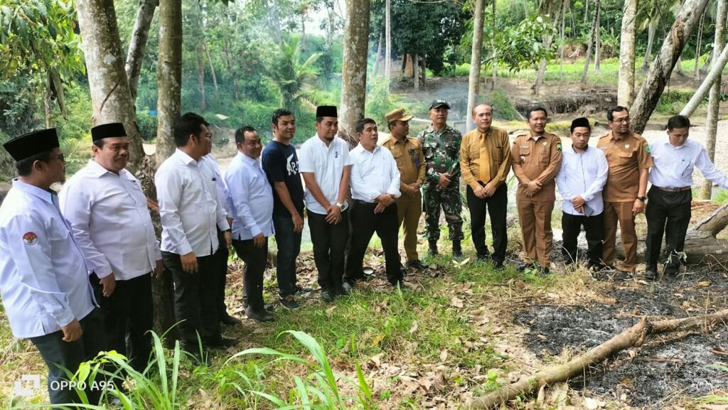 Wali Kota dan Rektor UIN Syahada Tinjau Lokasi Rencana Pembangunan Jalan dan Jembatan Akses Kampus