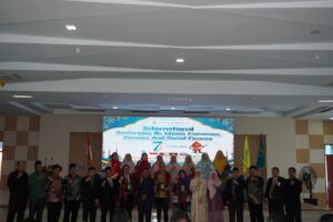 Rektor UIN Syahada Resmi Buka ICONIC-SOF ke-7, Hadirkan Akademisi Internasional Bahas Ekonomi Syariah dan Keuangan Berkelanjutan